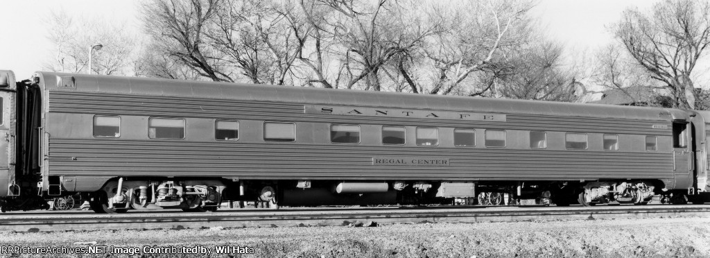 Santa Fe 4-4-2 Sleeper "Regal Center"